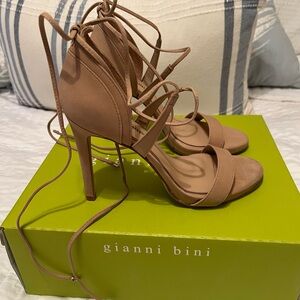 Gianni Bini heels